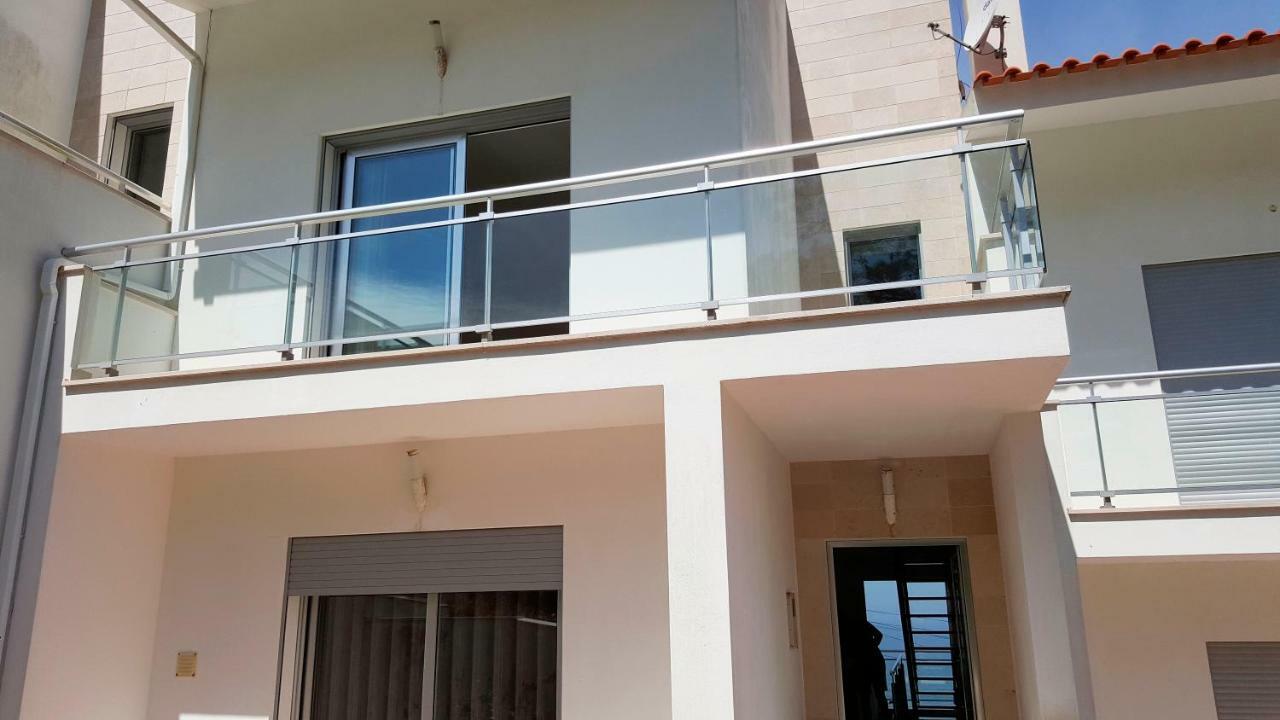 Jdlourenco House Nazare Exterior photo